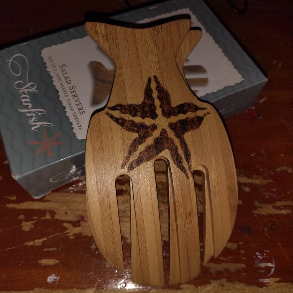 Starfish themed Salad Servers - Picture 1 of 3